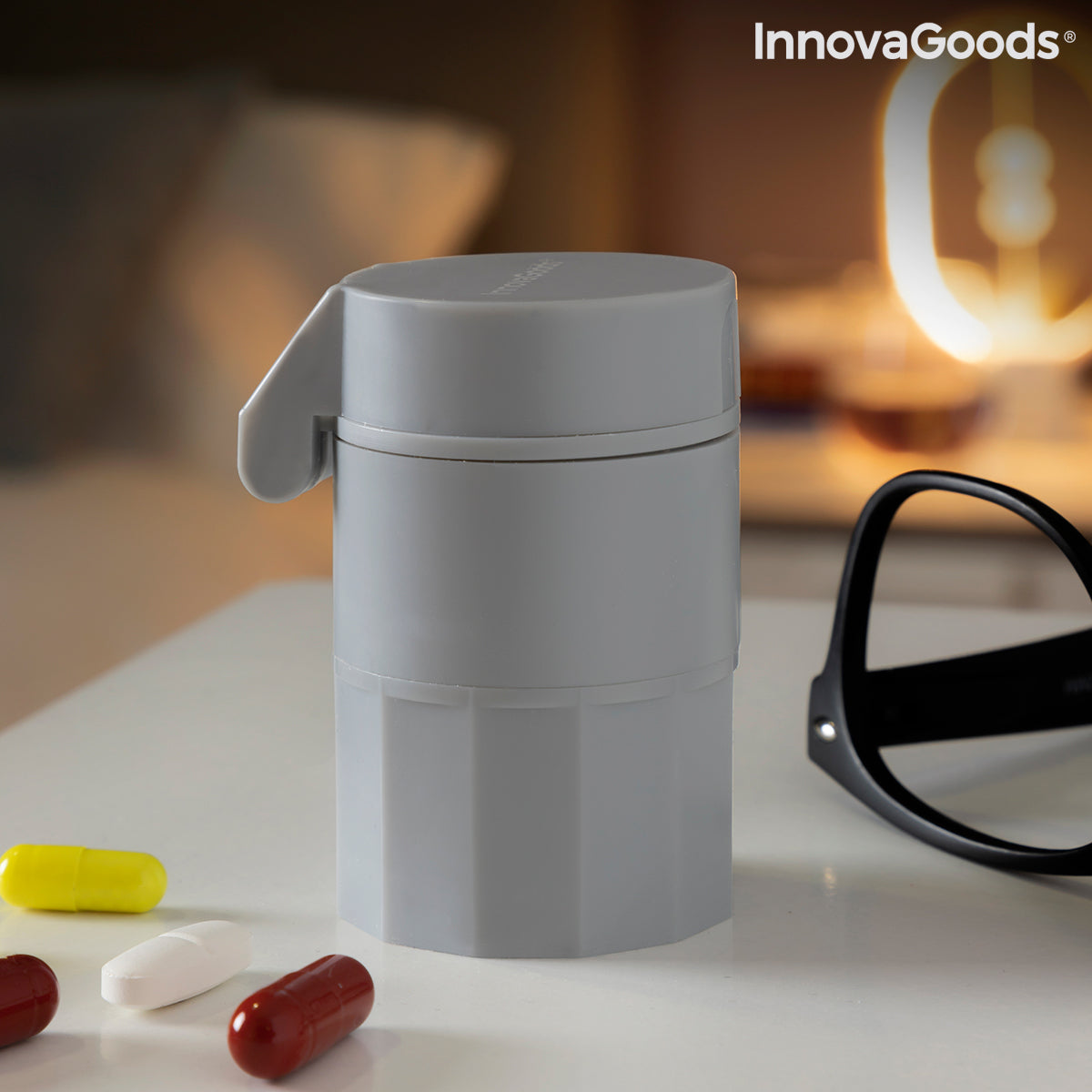 5-in-1 Pill Dispenser with Cutter and Crusher Fivlok InnovaGoods